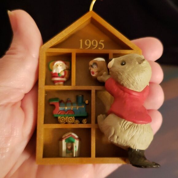 1995 Hallmark Collector's Club Keepsake Ornament - Picture 6 of 9